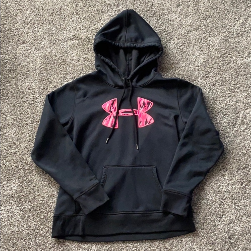 UA sweatshirt size m